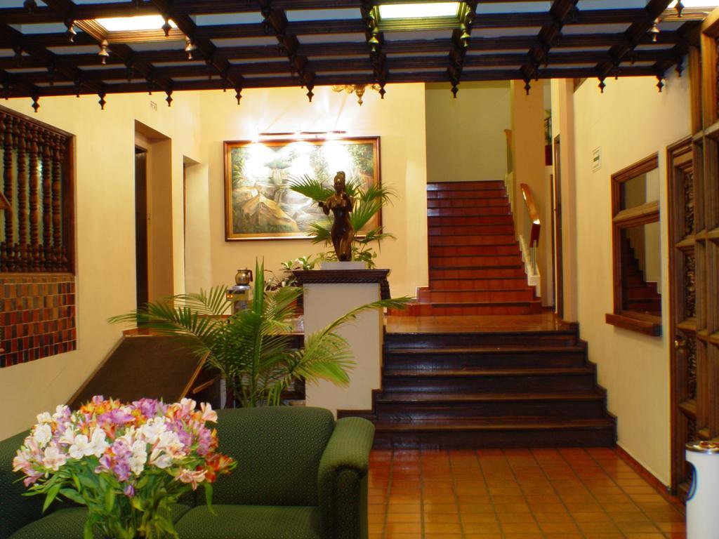 Hotel Victoria Uruapan Uruapan (Michoacan) Buitenkant foto